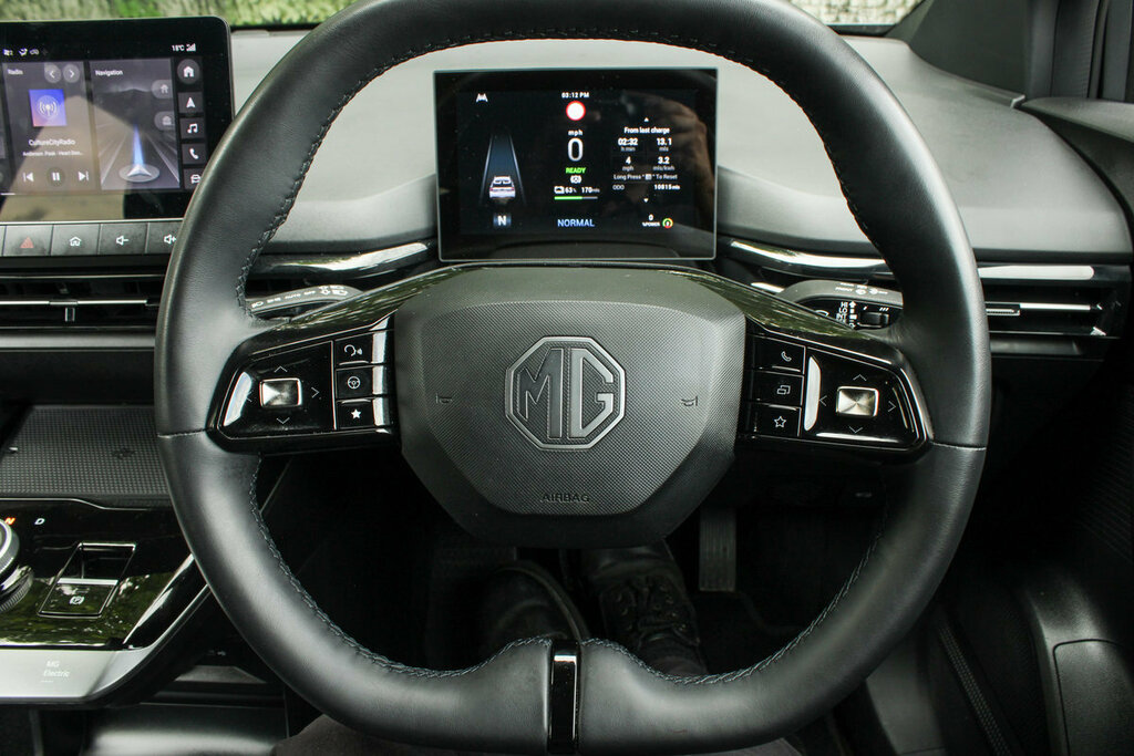 MG MG4 125Kw Se Ev 51Kwh White #21