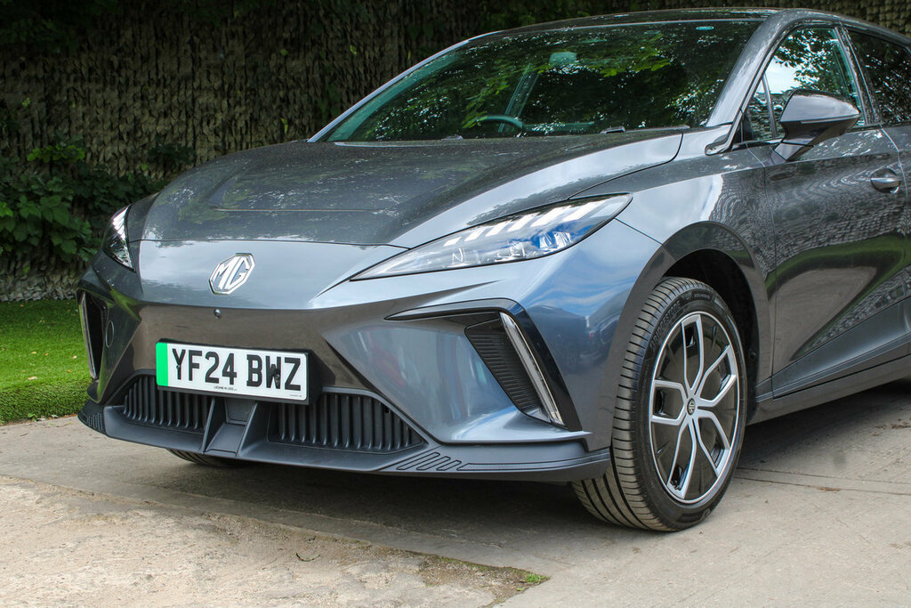 MG MG4 125Kw Se Ev 51Kwh White #12