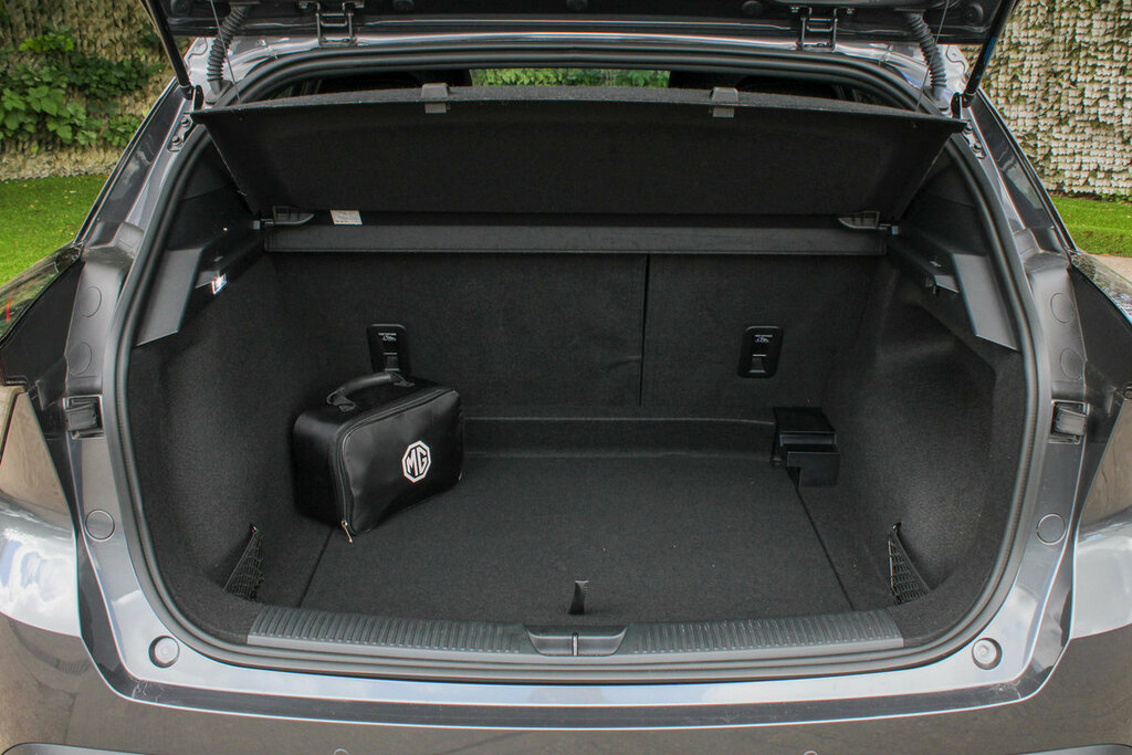 MG MG4 125Kw Se Ev 51Kwh White #54