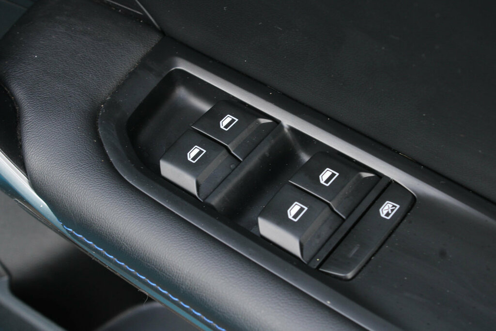 MG MG4 51Kwh Se Hatchback 170 Ps Blue #38