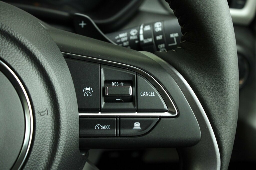 Suzuki Swift Motion #25