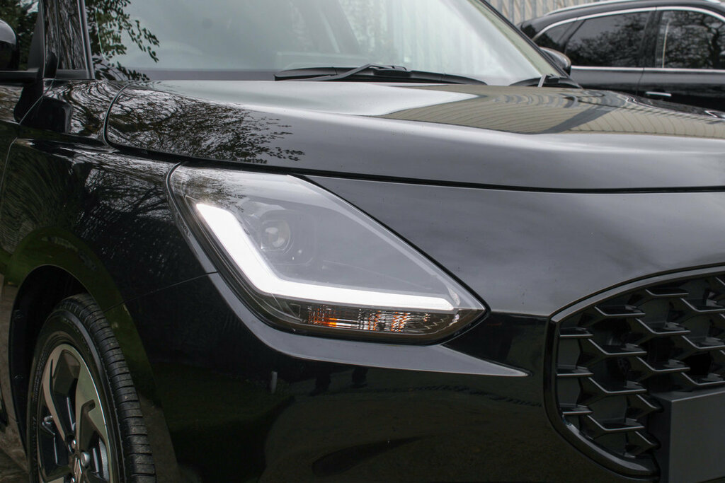 Suzuki Swift Motion #16