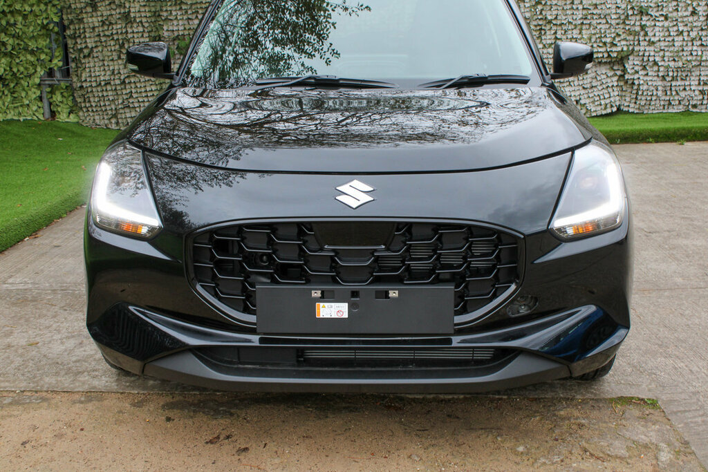Suzuki Swift Motion #18