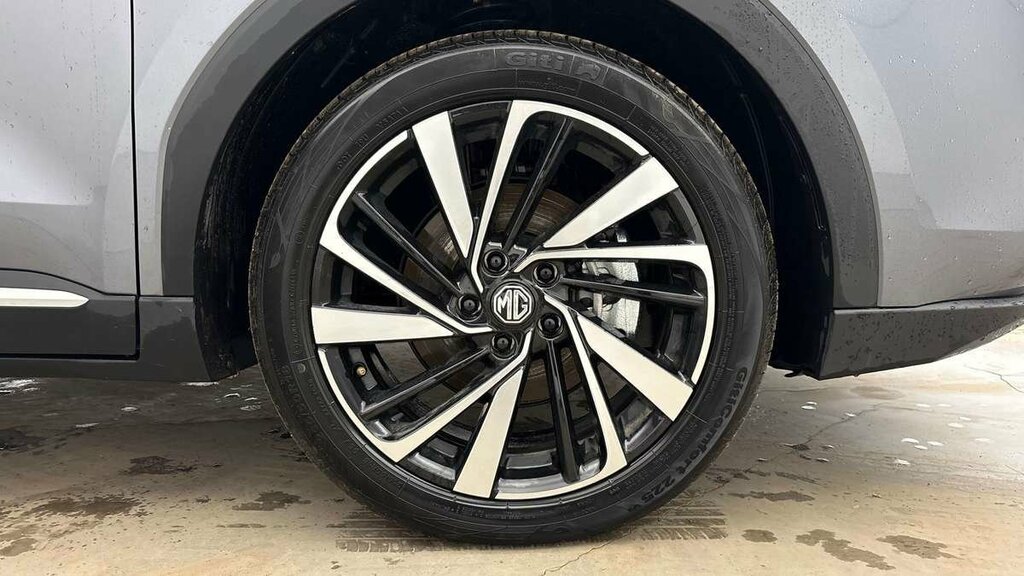 MG ZS Hybrid Trophy #6