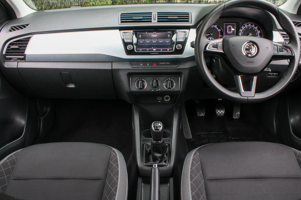 Skoda Fabia Se White #2