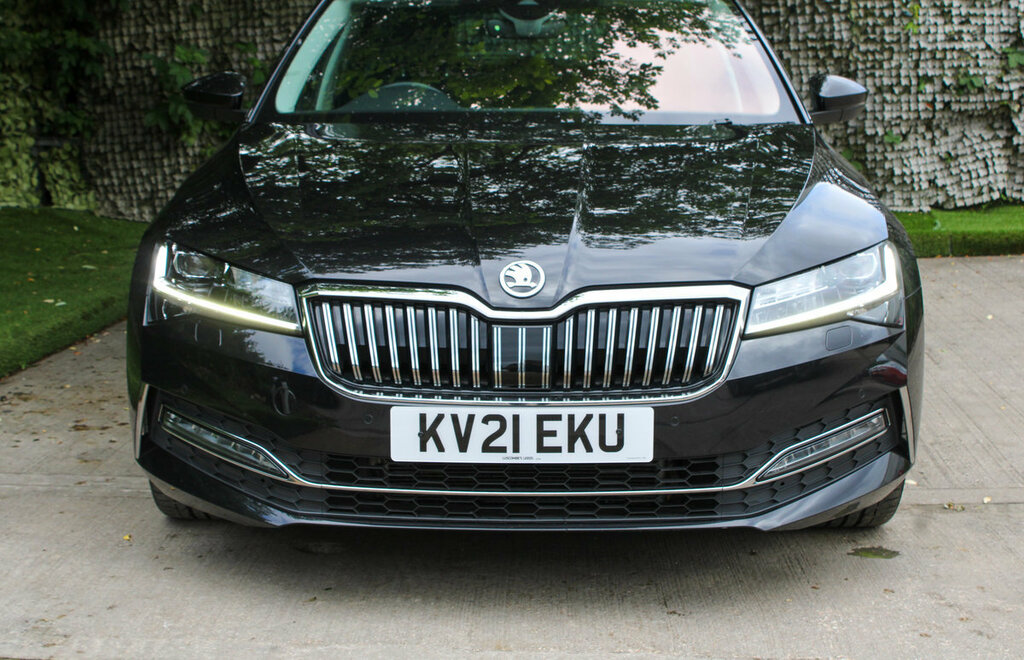 Skoda Superb Hatchback Grey #18