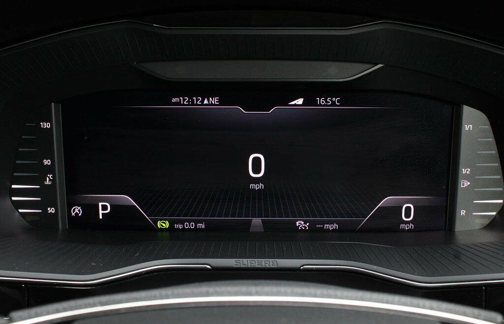 Skoda Superb Hatchback Grey #25