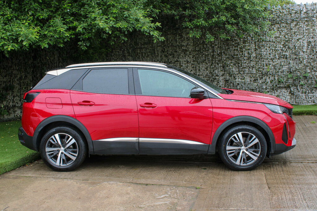 Peugeot 3008 Allure Premium Plus YD23JOR Red #3