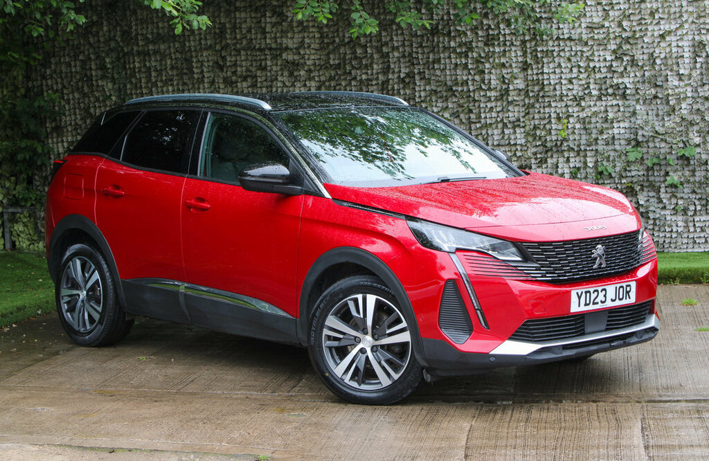 Peugeot 3008 Allure Premium Plus Red