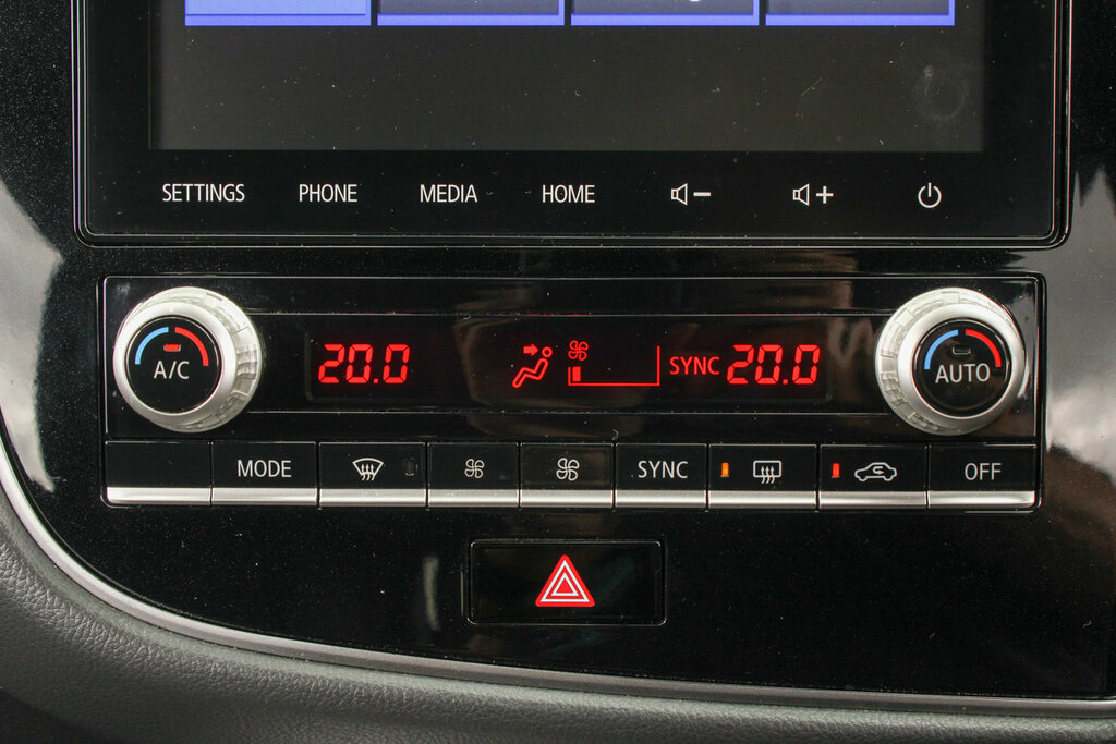 Mitsubishi Outlander 2.0 Design Cvt Brown #36