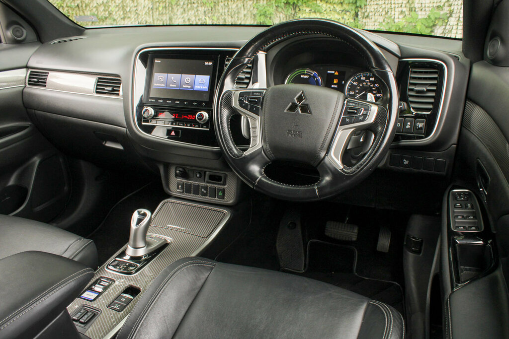 Mitsubishi Outlander 2.0 Design Cvt Brown #18
