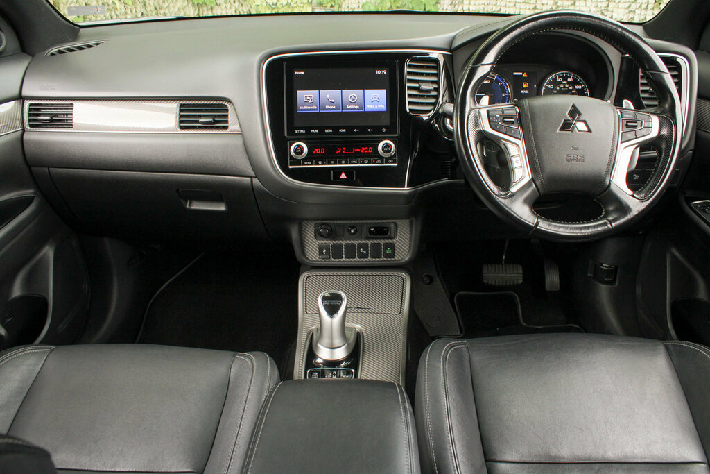 Mitsubishi Outlander Dynamic  #2