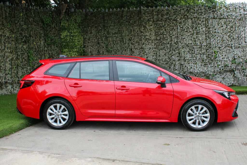 Toyota Corolla Icon  #3