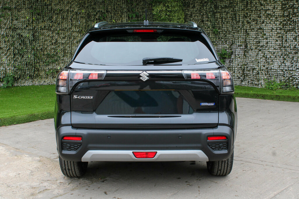 Suzuki S Cross Ultra #5