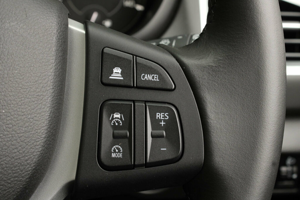 Suzuki S Cross 1.5 Hybrid Motion White #23