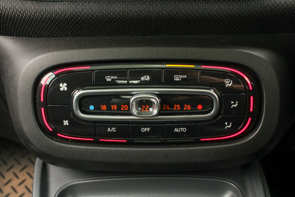 Smart Fortwo Coupe Coupe Red #33