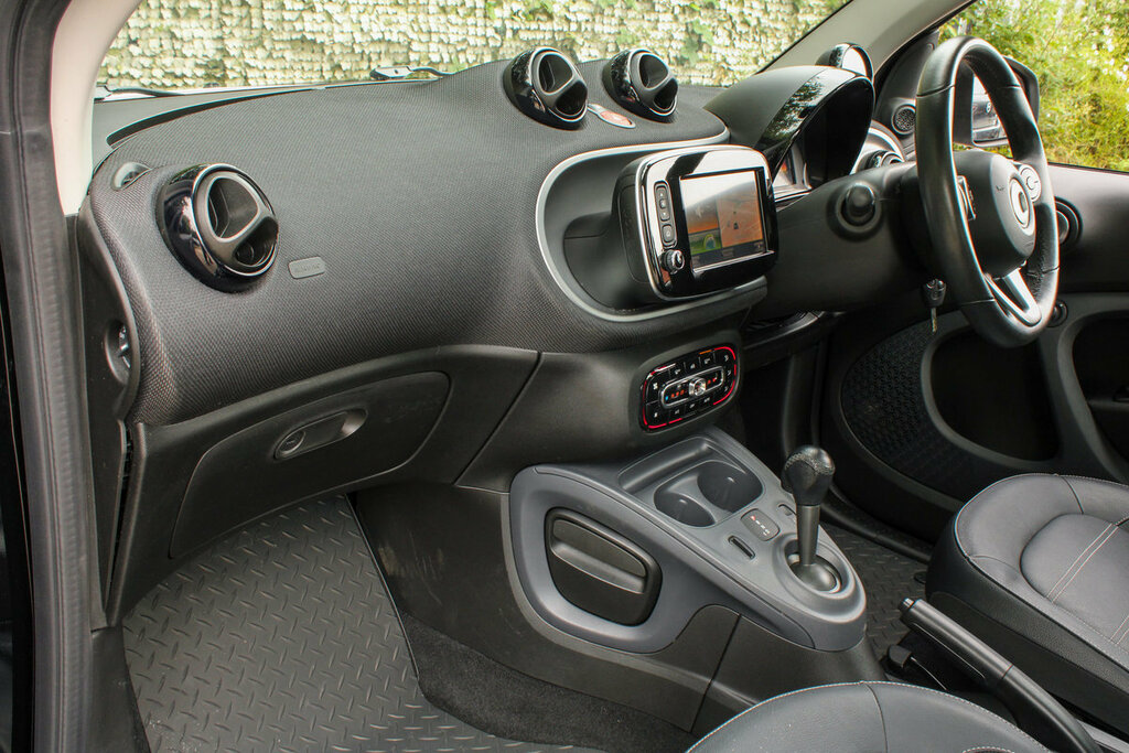 Smart Fortwo Coupe Coupe Red #38
