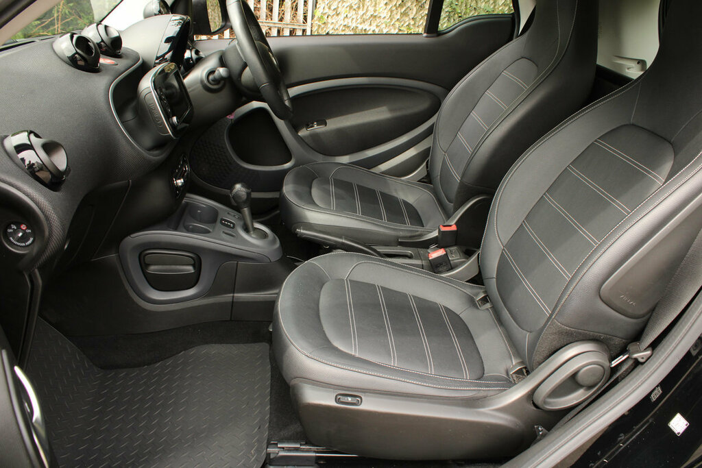 Smart Fortwo Coupe Coupe Red #39
