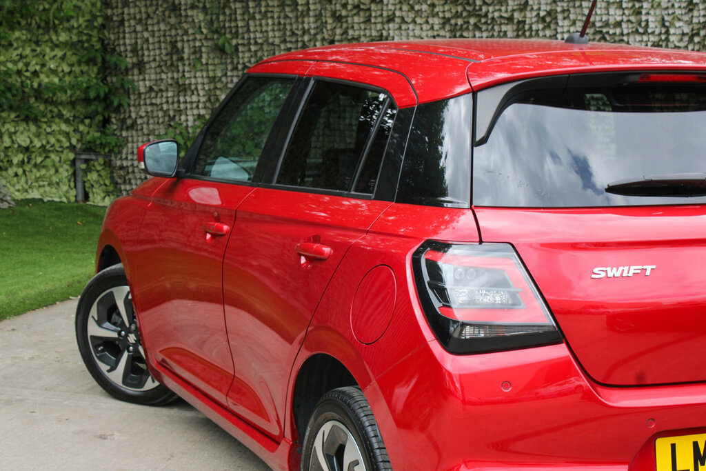 Suzuki Swift 1.2 Mild Hybrid Ultra Silver #17