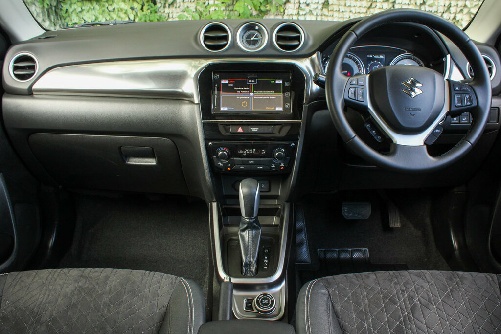 Suzuki Vitara Sz5 Black #2