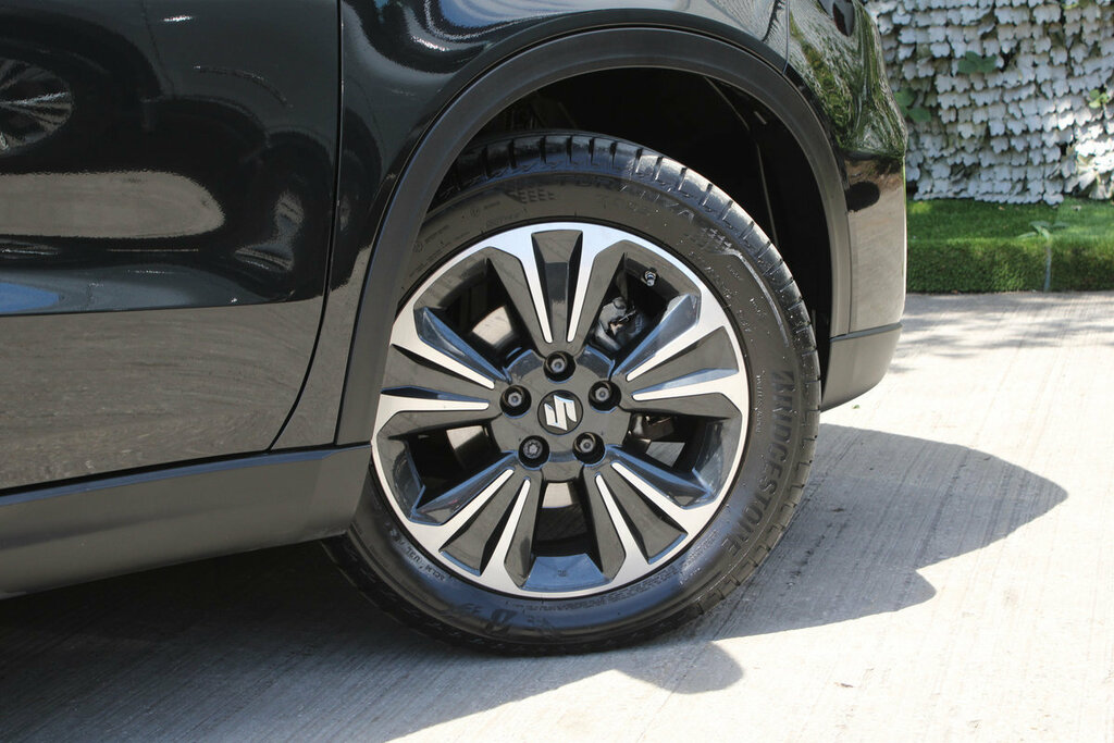 Suzuki Vitara Sz-t Boosterjet Silver #12