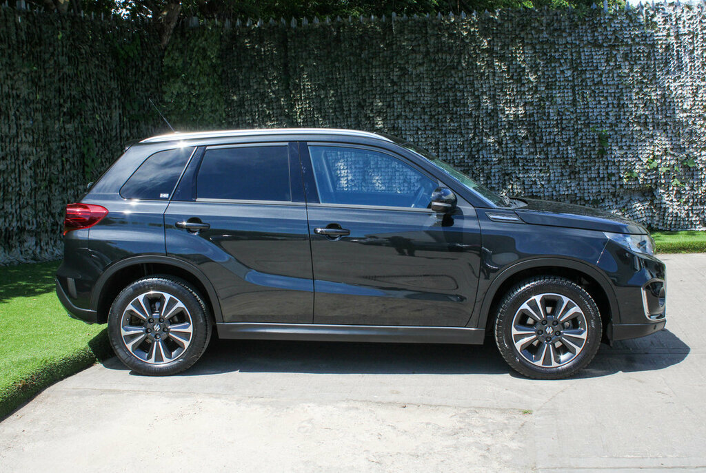 Suzuki Vitara Sz5 Black #3
