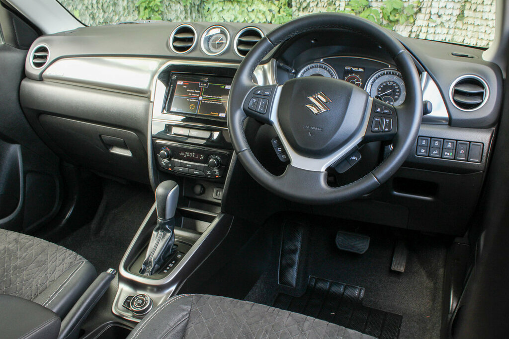 Suzuki Vitara Sz-t Boosterjet Silver #16