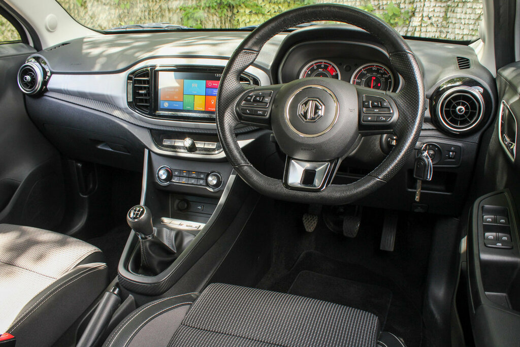 MG MG3 1.5 Vti-tech Exclusive Nav Euro 6 Ss White #18