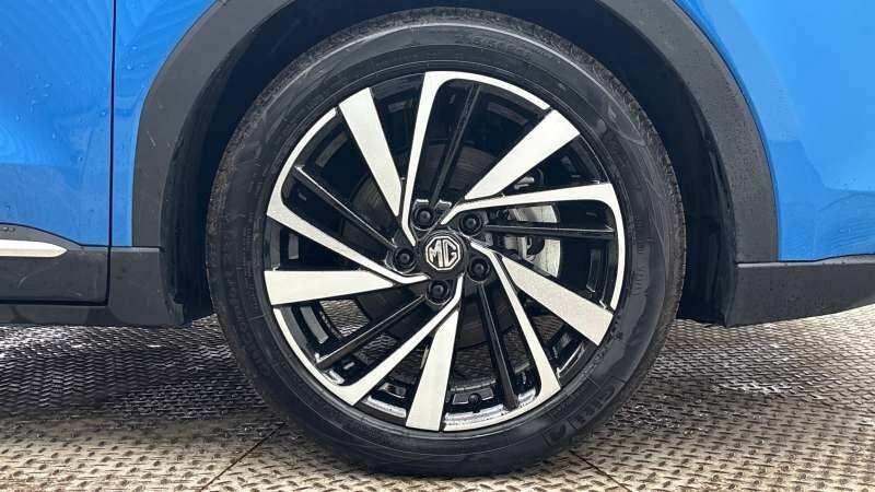 MG ZS Hybrid Trophy #4
