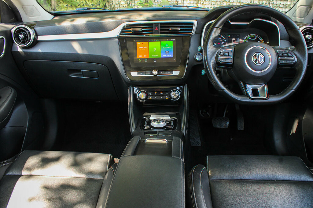 MG ZS Exclusive White #2