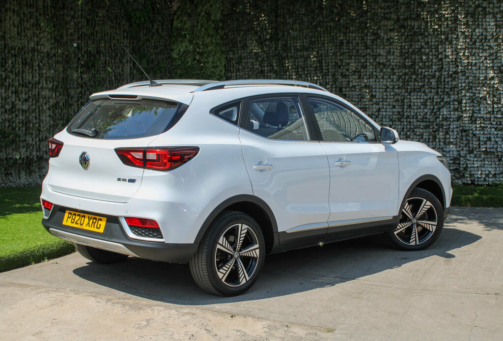 MG ZS Exclusive White #4