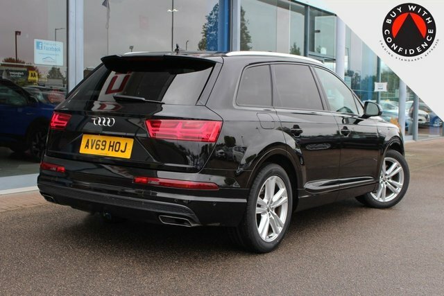 Audi Q7 3.0 Tdi V6 50 S Line Suv Tiptronic Quat AV69HOJ Black #4