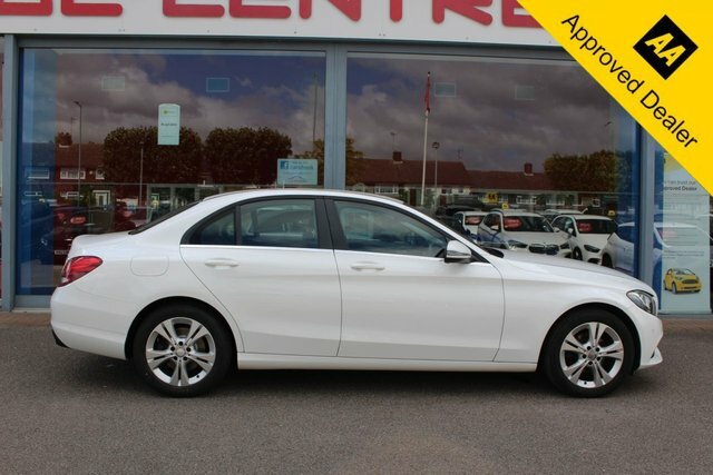 Mercedes-Benz C Class 1.6 C200d Se Executive Edition Saloon M DL66NFX White #2