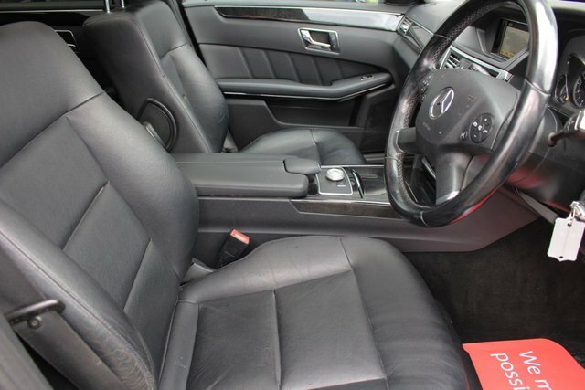 Mercedes-Benz E Class E220 Cdi Blueefficiency Avantgarde Ed125 5-Door White #13