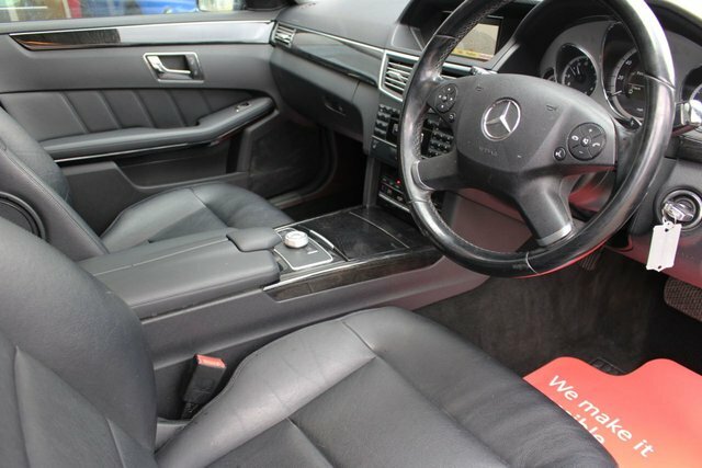 Mercedes-Benz E Class E220 Cdi Blueefficiency Avantgarde Ed125 5-Door White #12