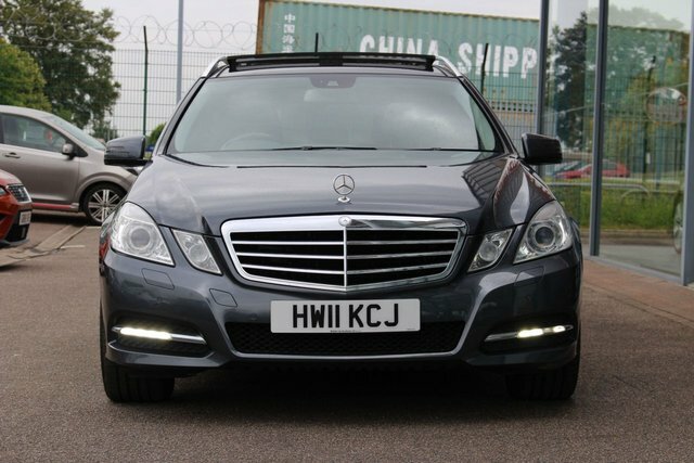 Mercedes-Benz E Class E220 Cdi Blueefficiency Avantgarde Ed125 5-Door White #11