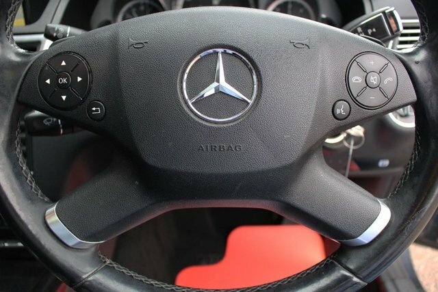 Mercedes-Benz E Class E220 Cdi Blueefficiency Avantgarde Ed125 5-Door White #16