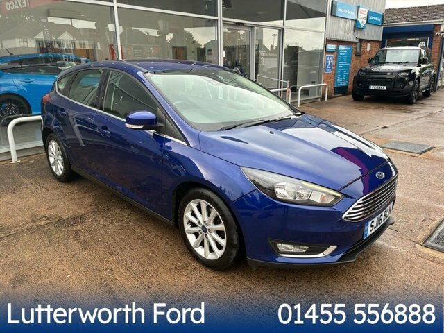 Ford Focus Titanium Blue