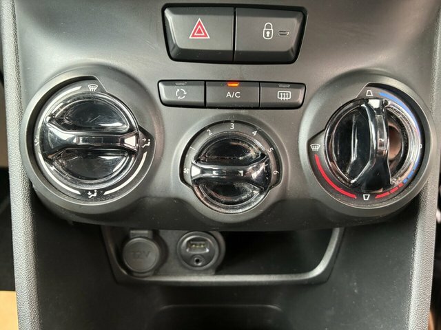 Peugeot 2008 Bluehdi Active Suv Grey #16