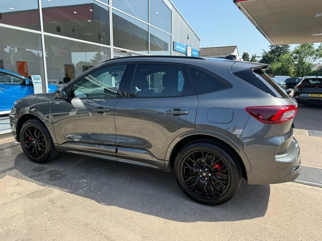 Ford Kuga Suv EO75VKA Black #6