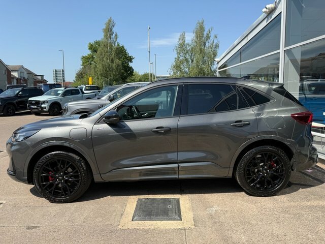 Ford Kuga Suv EO75VKA Black #5