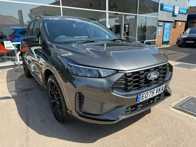 Ford Kuga Suv EO75VKA Black