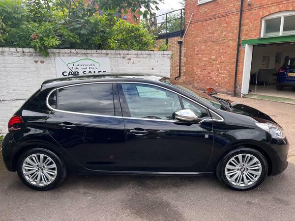 Peugeot 208 1.2 Puretech 82 Tech Edition Start Stop Grey #10