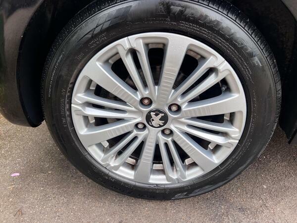 Peugeot 208 1.2 Puretech 82 Tech Edition Start Stop Grey #14
