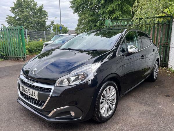 Peugeot 208 1.2 Puretech 82 Tech Edition Start Stop Grey #22