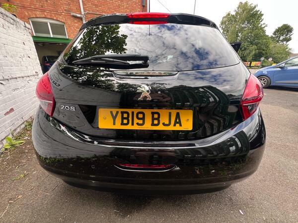 Peugeot 208 1.2 Puretech 82 Tech Edition Start Stop Grey #12