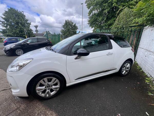 Citroen DS3 1.6 E-hdi Airdream Dstyle Euro 5 Ss White #3