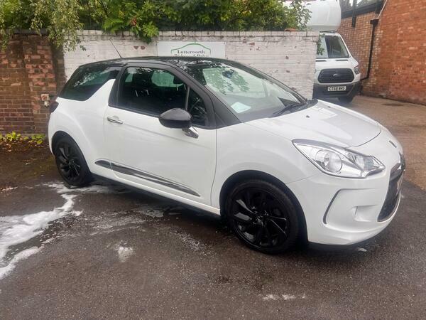 DS DS 3 1.2 Puretech Dstyle Nav Euro 6 Ss White #2