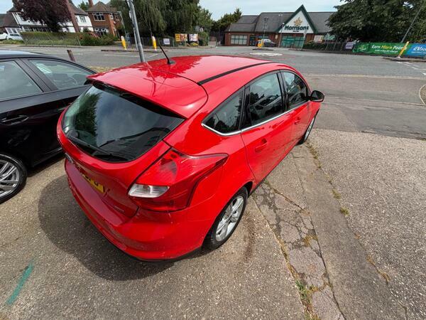 Ford Focus Ecoboost Zetec S Estate Grey #4
