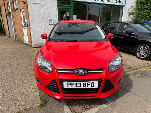 Ford Focus Ecoboost Zetec S Estate Grey #3